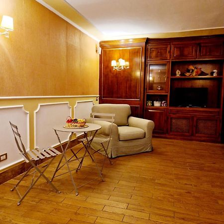 Fuga A Napoli Apartment Luaran gambar